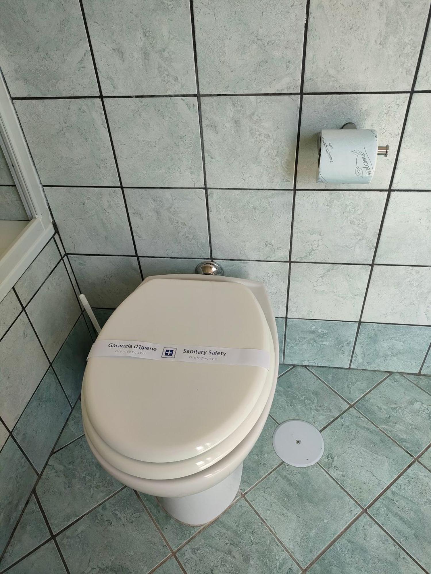 Lilla Housing Apartment Castellammare di Stabia Bagian luar foto